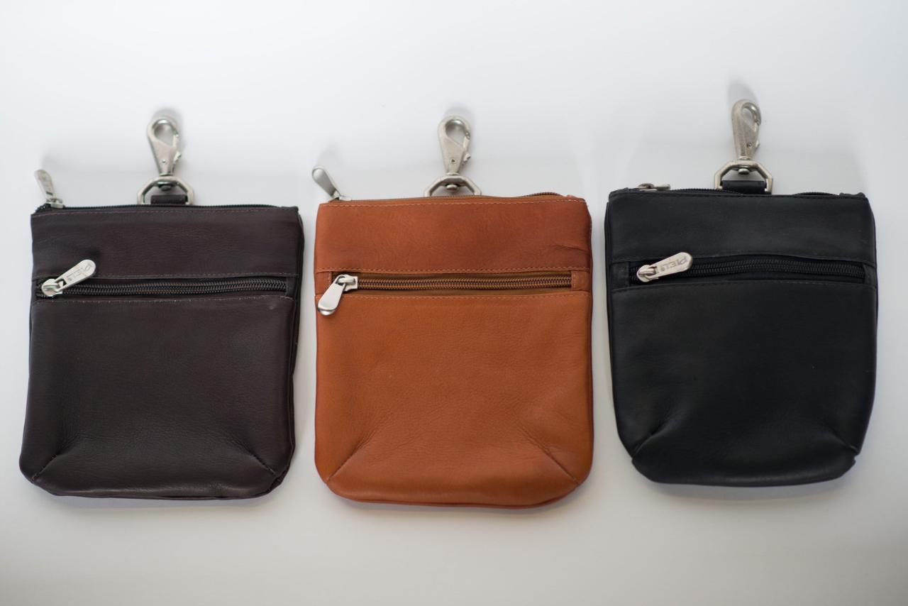 Leather golf valuables pouch