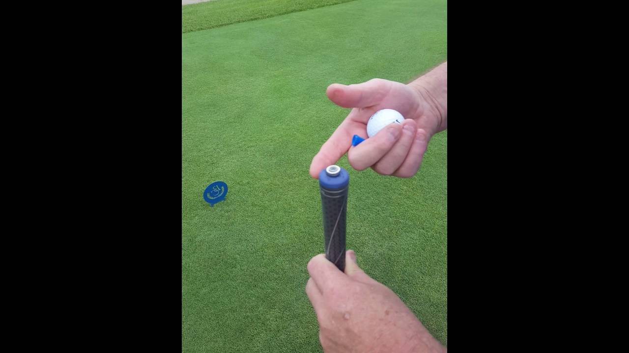 Magnetic golf tee