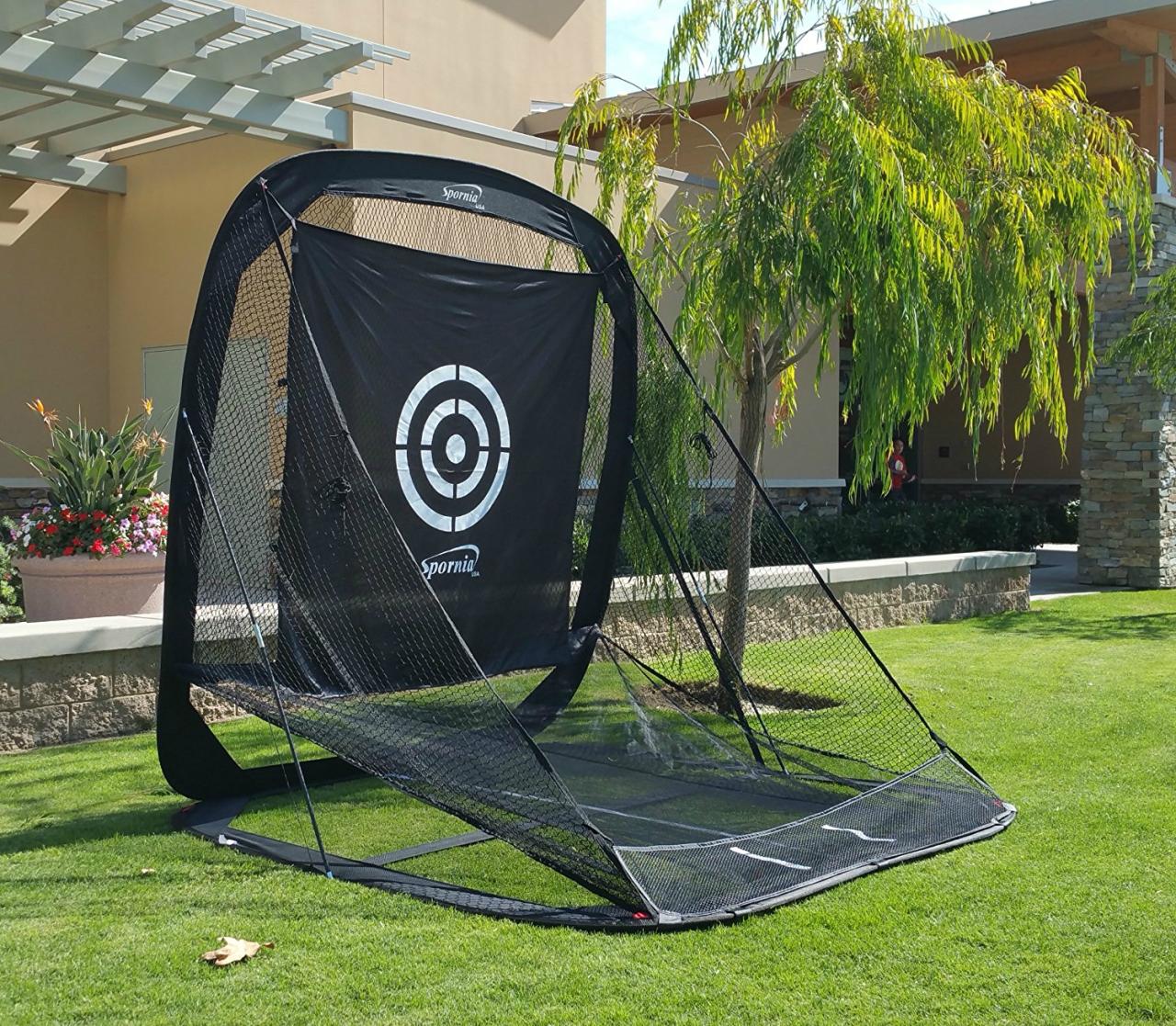 Outdoor golf nets